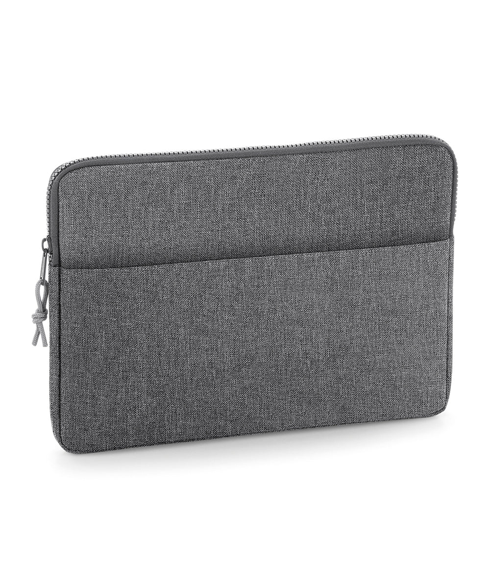Essential 13 laptop case"
