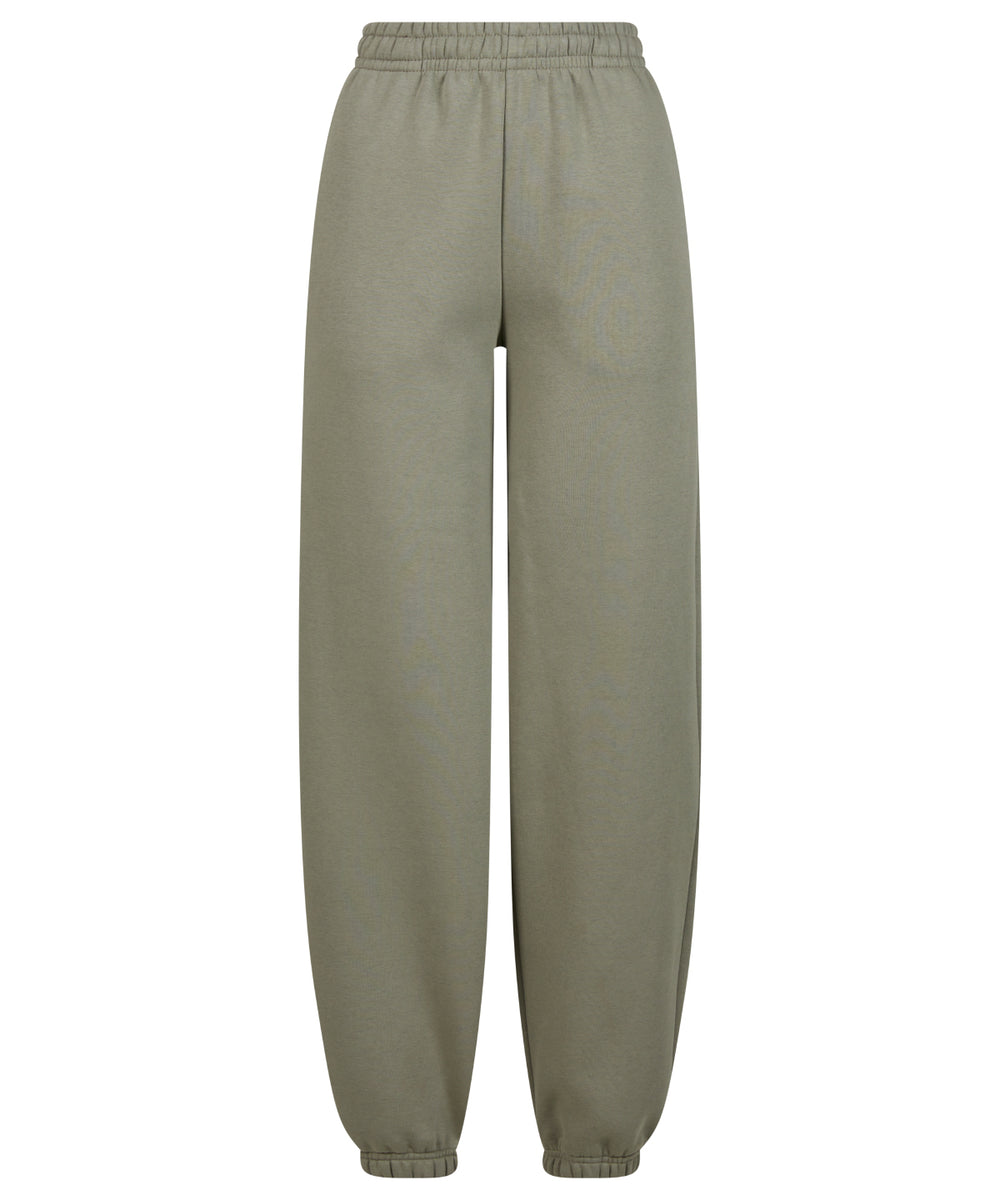 Women’s fluffy sweatpants